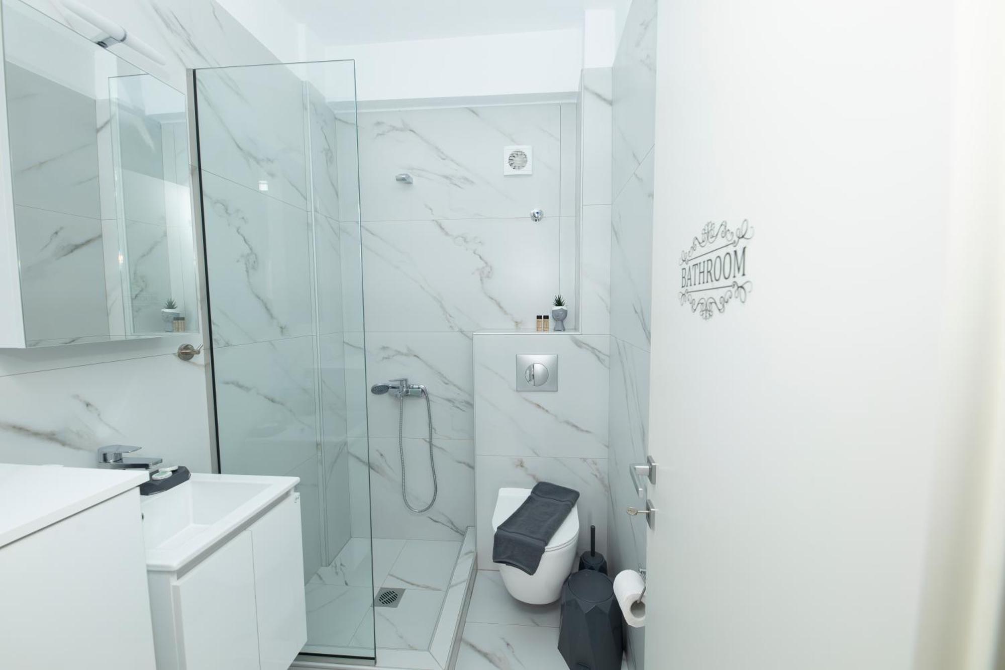 E&S Balaska Apartments Kavála ภายนอก รูปภาพ