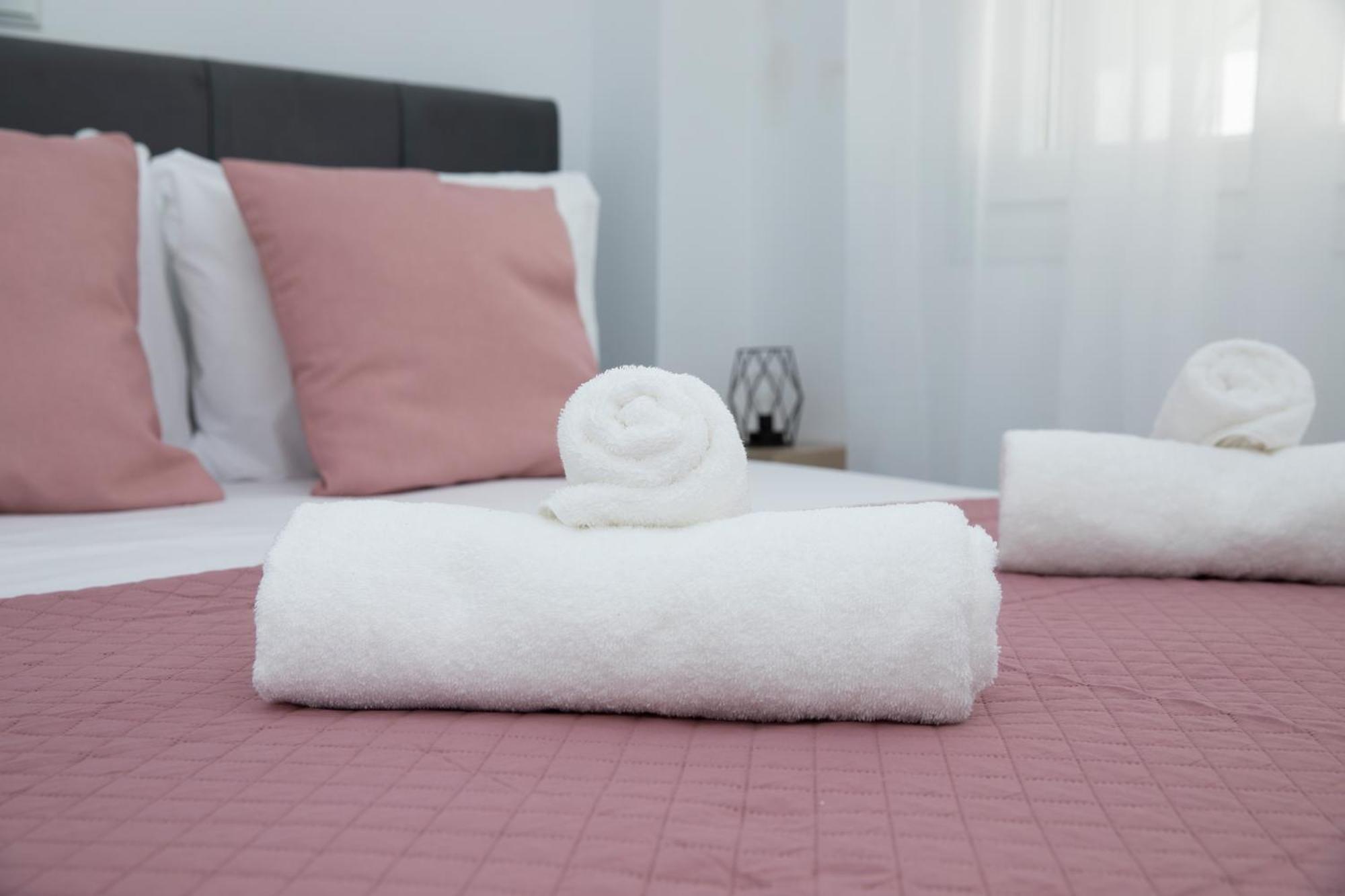 E&S Balaska Apartments Kavála ภายนอก รูปภาพ